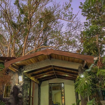 Monte Fresco Hostel Boutique Puntarenas Ngoại thất bức ảnh