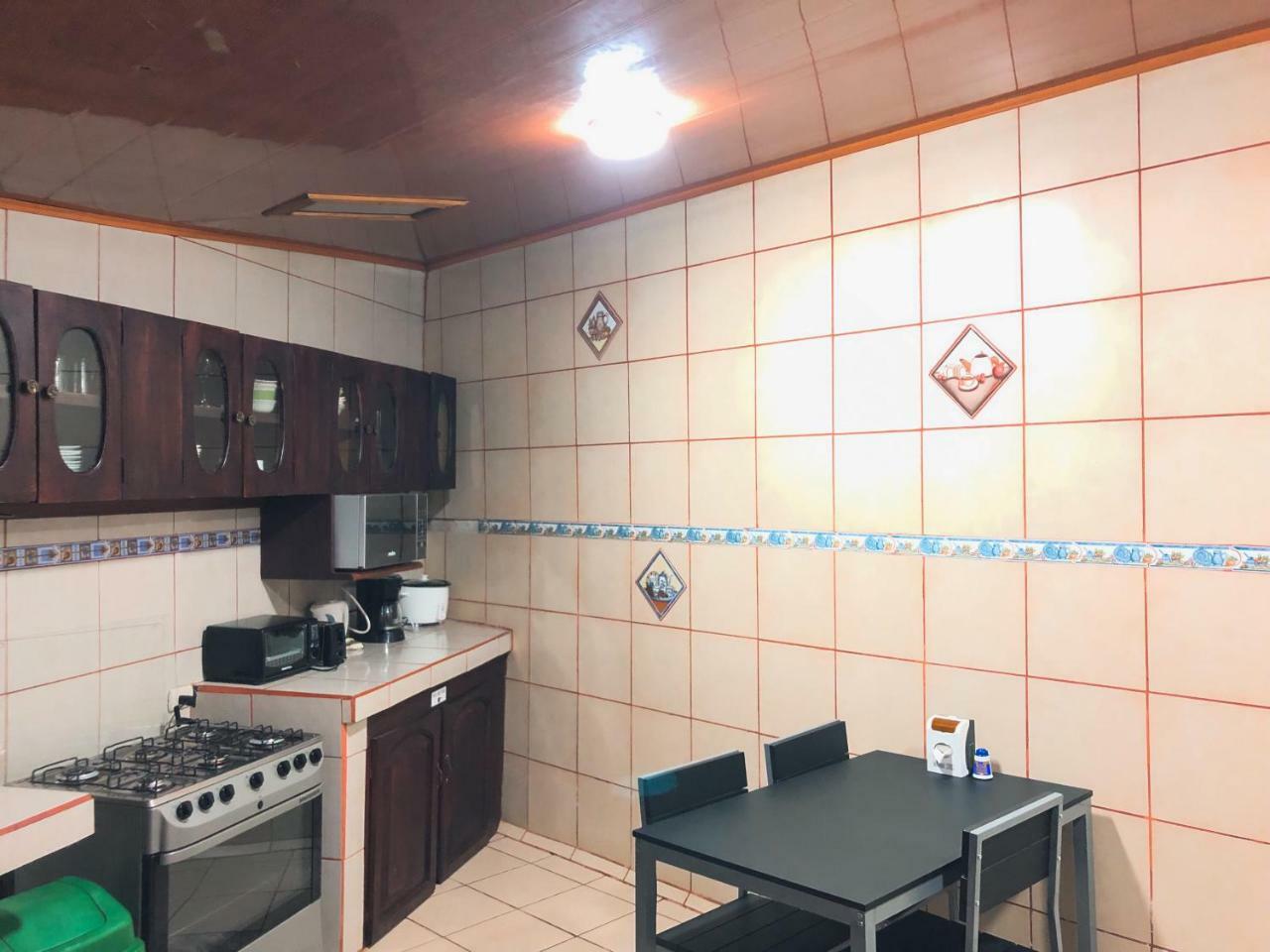 Monte Fresco Hostel Boutique Puntarenas Ngoại thất bức ảnh