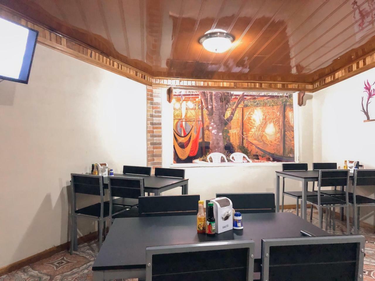 Monte Fresco Hostel Boutique Puntarenas Ngoại thất bức ảnh